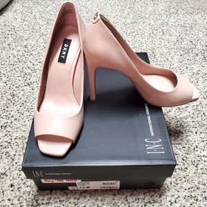 DKNY Claudia blush leather peep-toe pumps - Sz 7.5 Like New